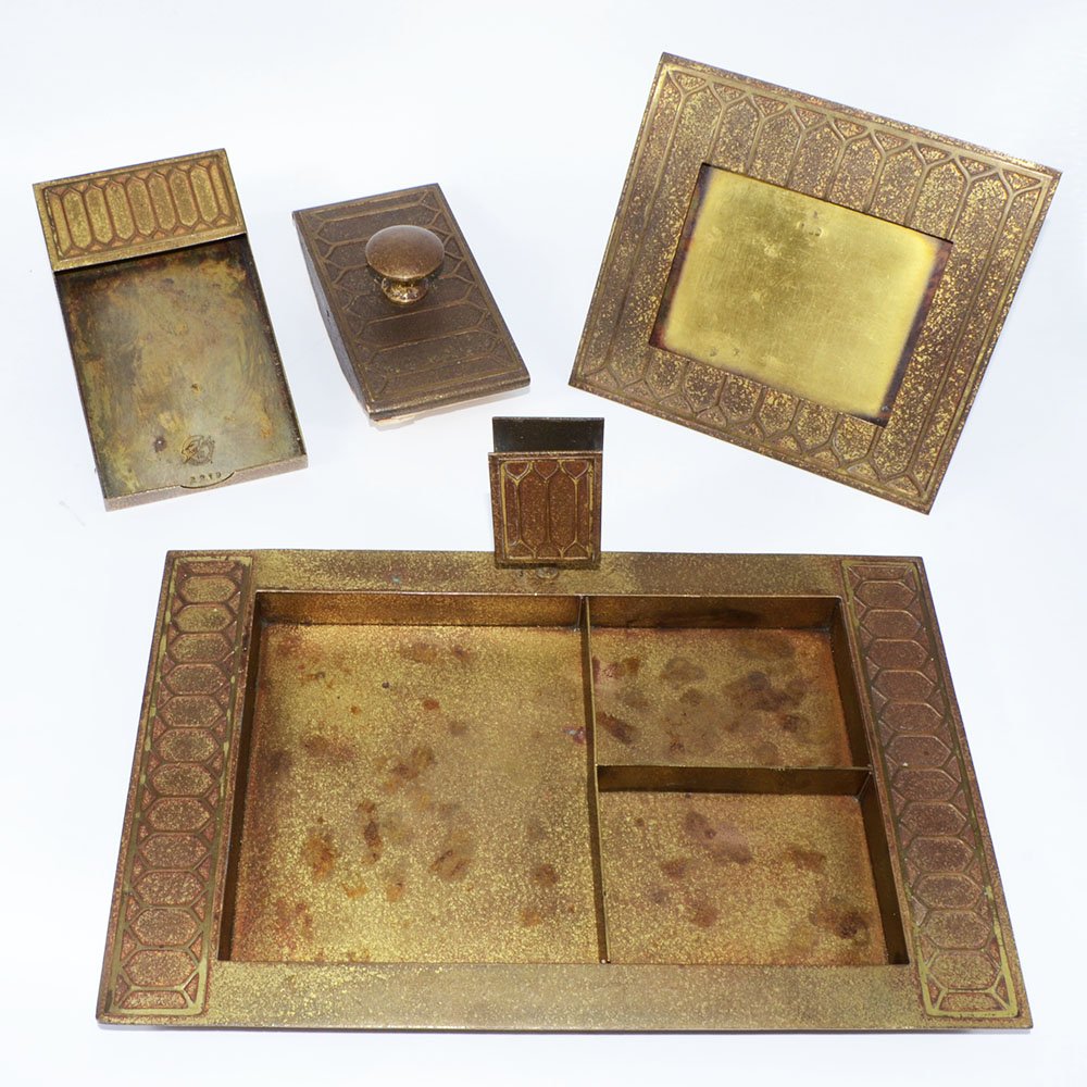 Silvercrest by Smith Metal Arts Company - Vintage Bronze Four